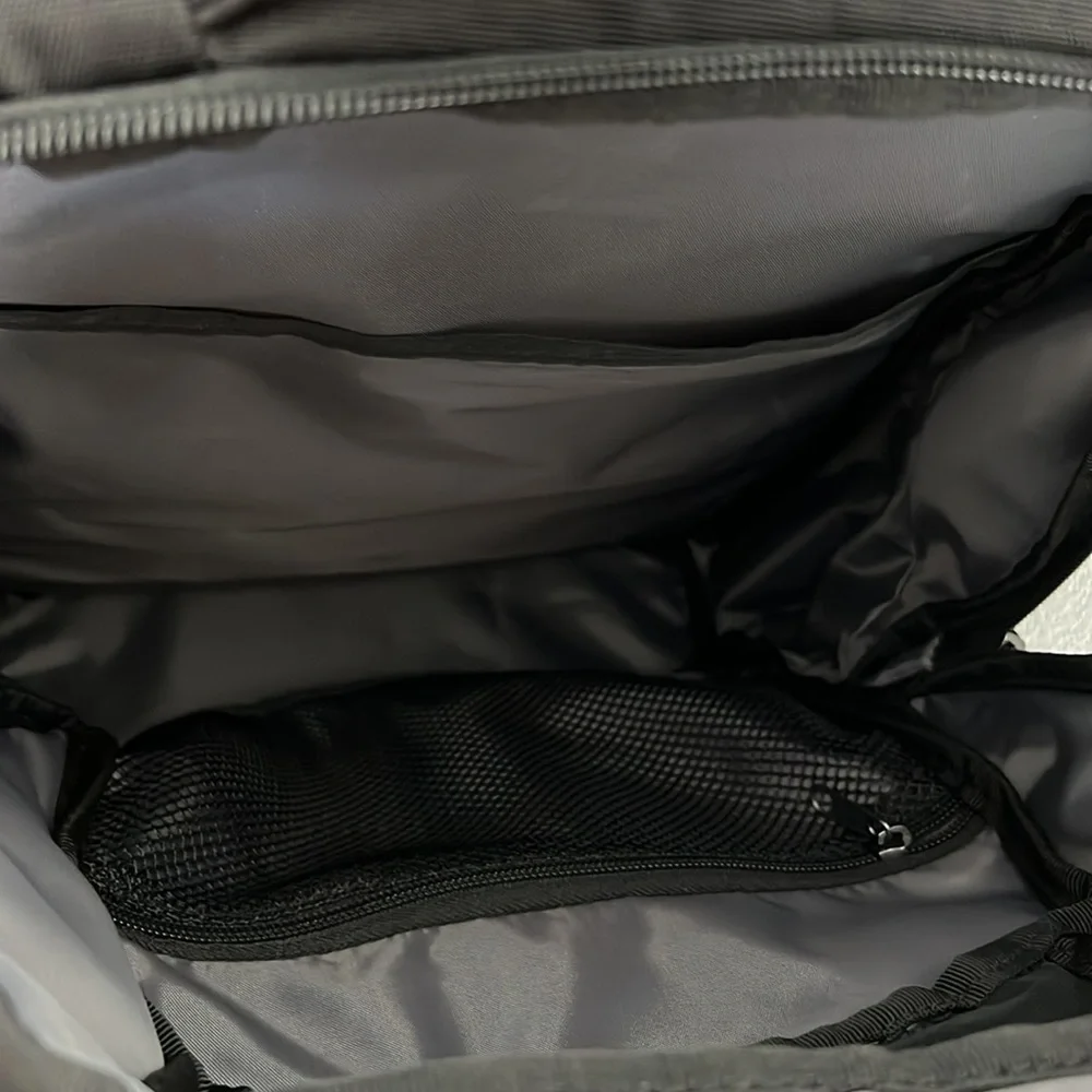 Durable 24L Targus Backpack for Travel or Everyday Carry